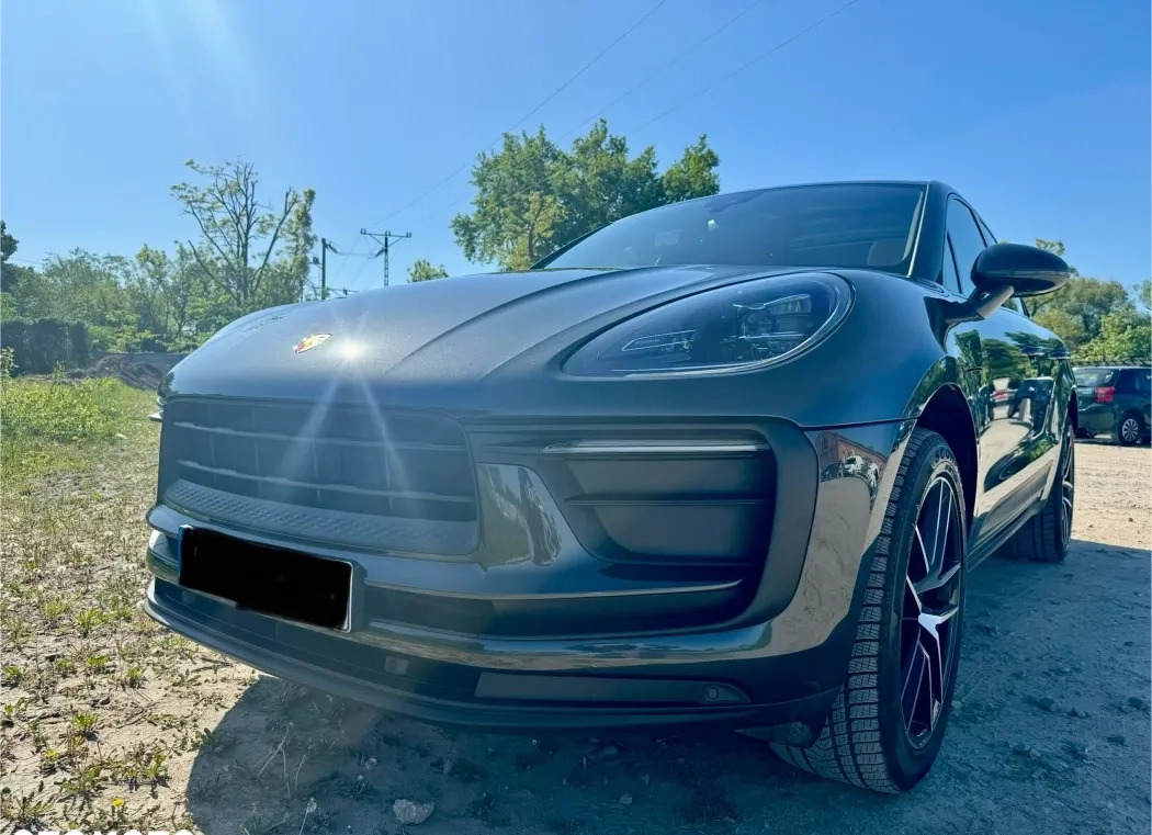 Porsche Macan cena 320000 przebieg: 16000, rok produkcji 2023 z Warszawa małe 254